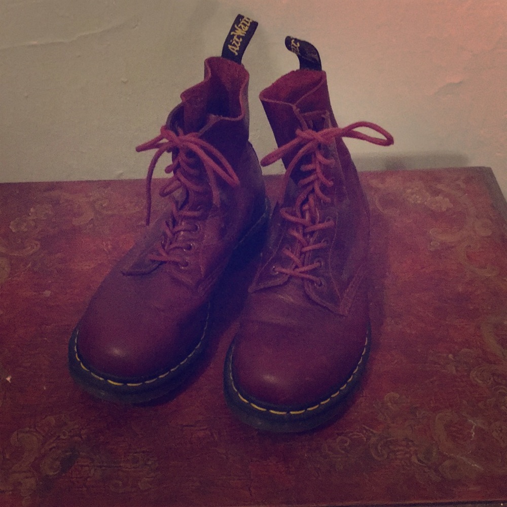 Dr. Marten’s Cherry Pascals.  gently used